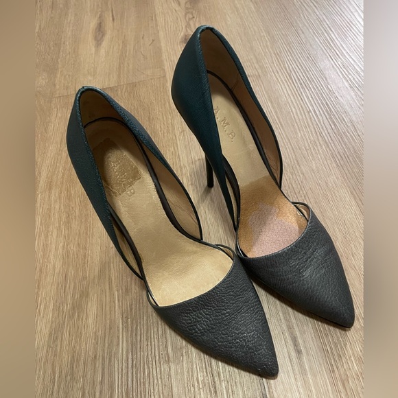 L.A.M.B Gray & Green Colorblock Stiletto Leather Heels Size 8.5 - Picture 9 of 9